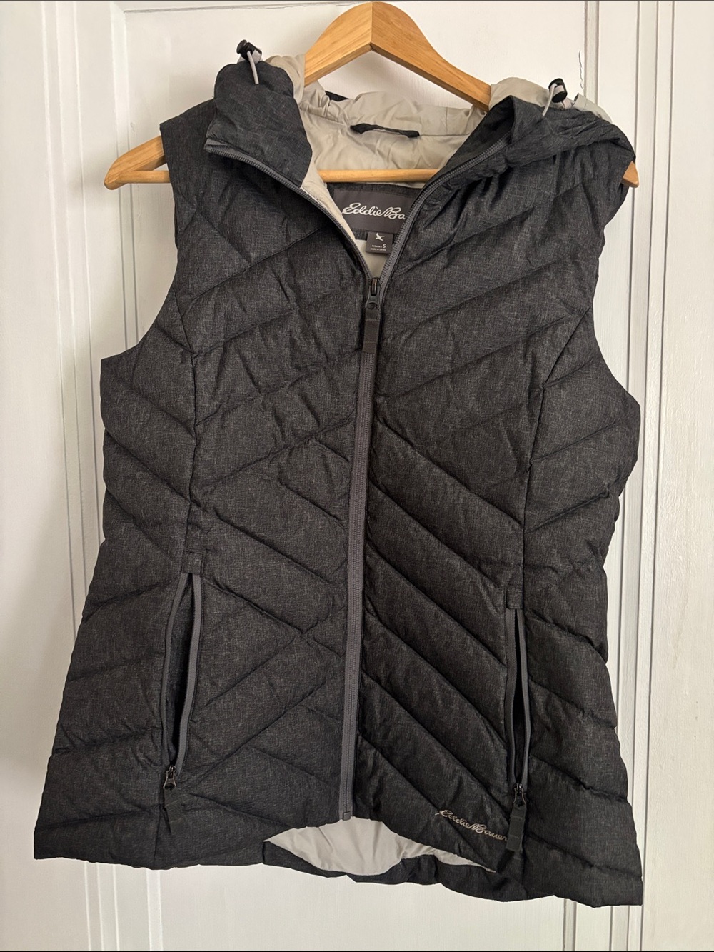 Eddie Bauer Quilted Hooded Puffer Vest in Charcoal Gray